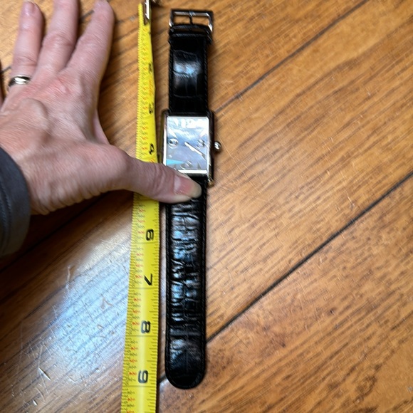 Mens honora watch. Pre worn.  look at description for details. - Picture 2 of 6